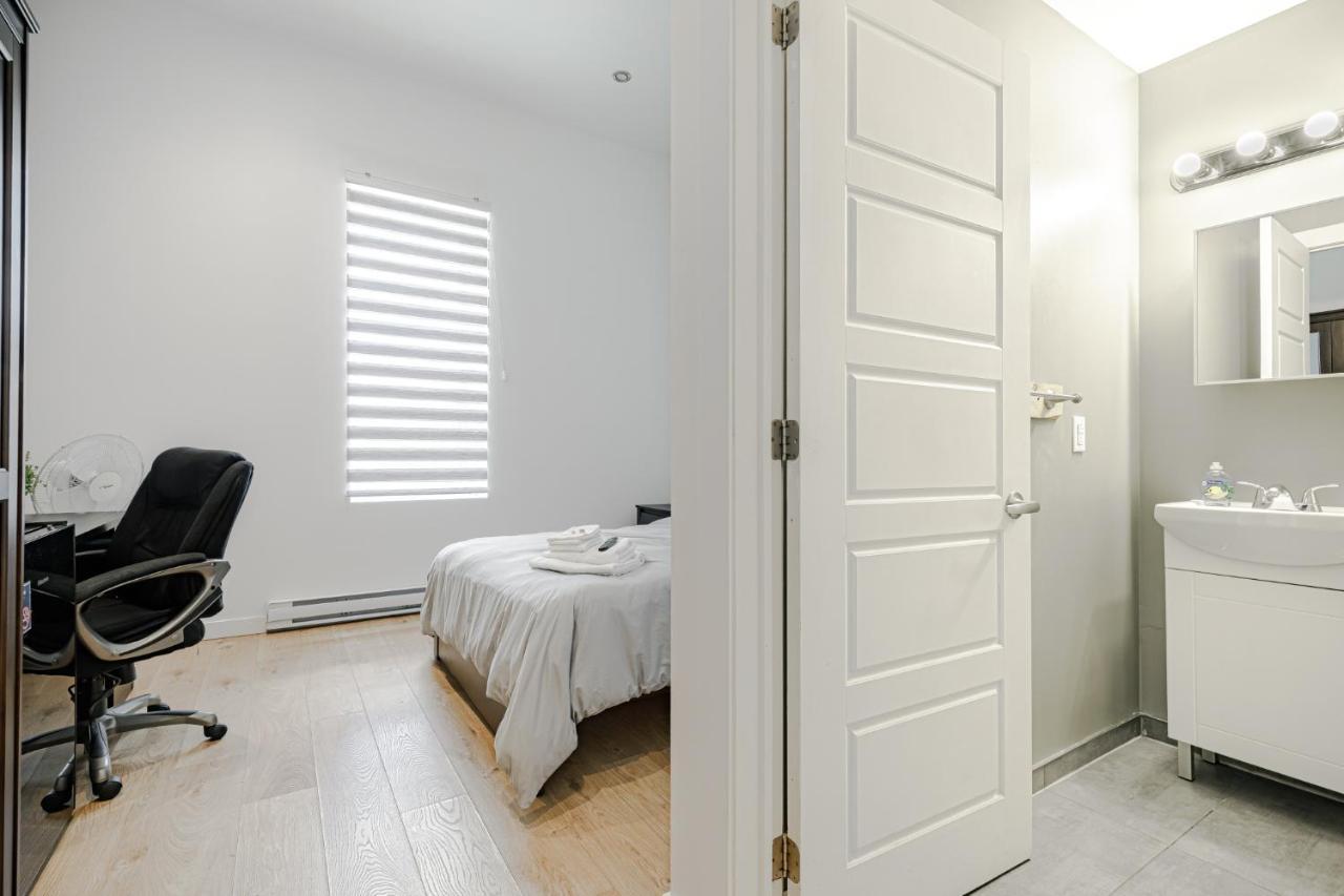 Homa Homestay Hotel By Olympic Stadium Montreal Auberge-Hostel ภายนอก รูปภาพ