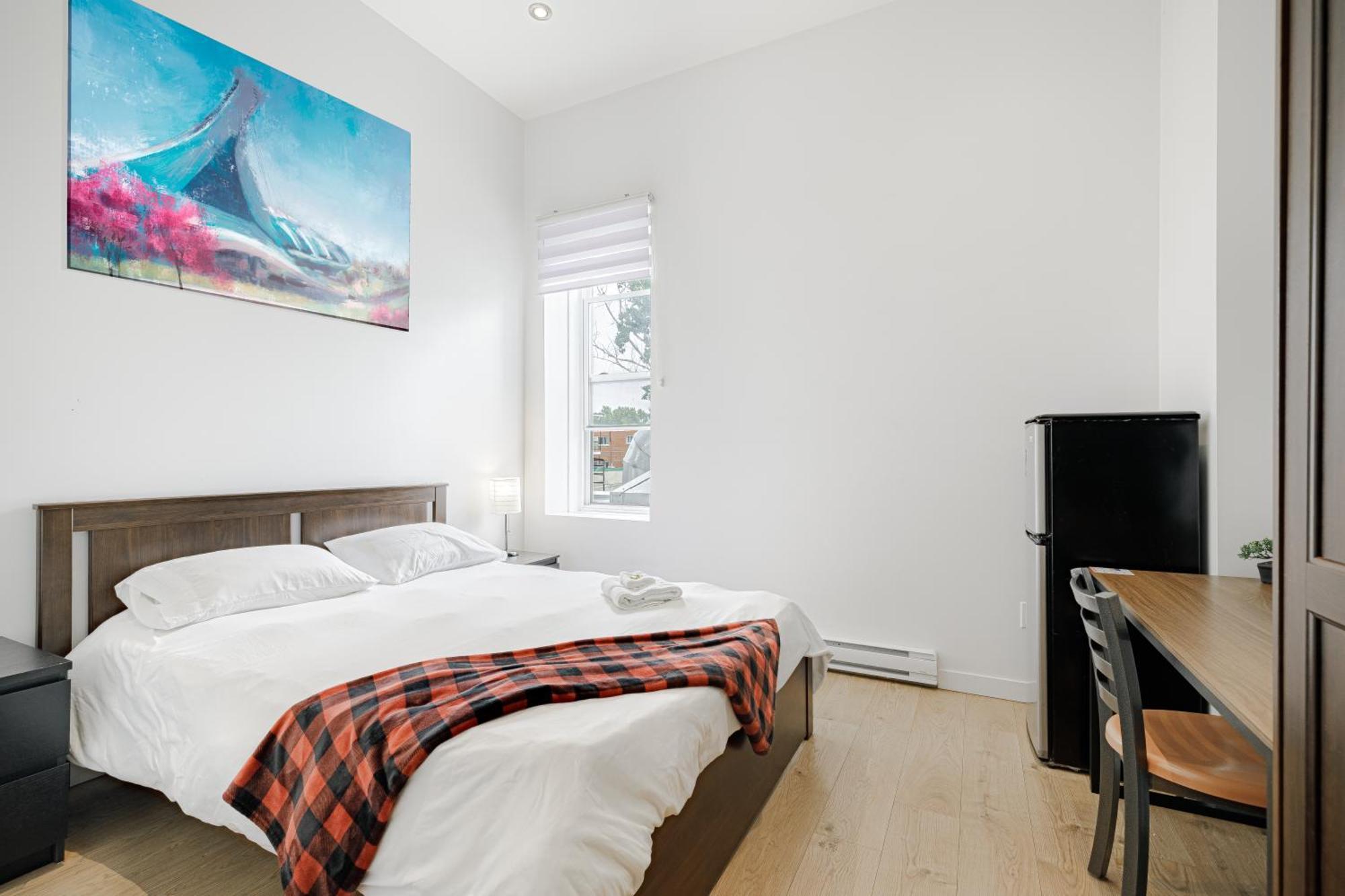 Homa Homestay Hotel By Olympic Stadium Montreal Auberge-Hostel ภายนอก รูปภาพ
